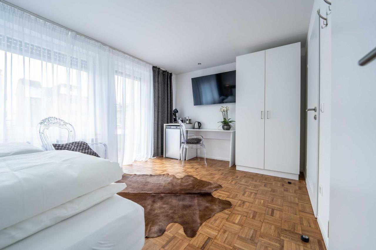 Fn L 6 Klimatisiert Mit Balkon *