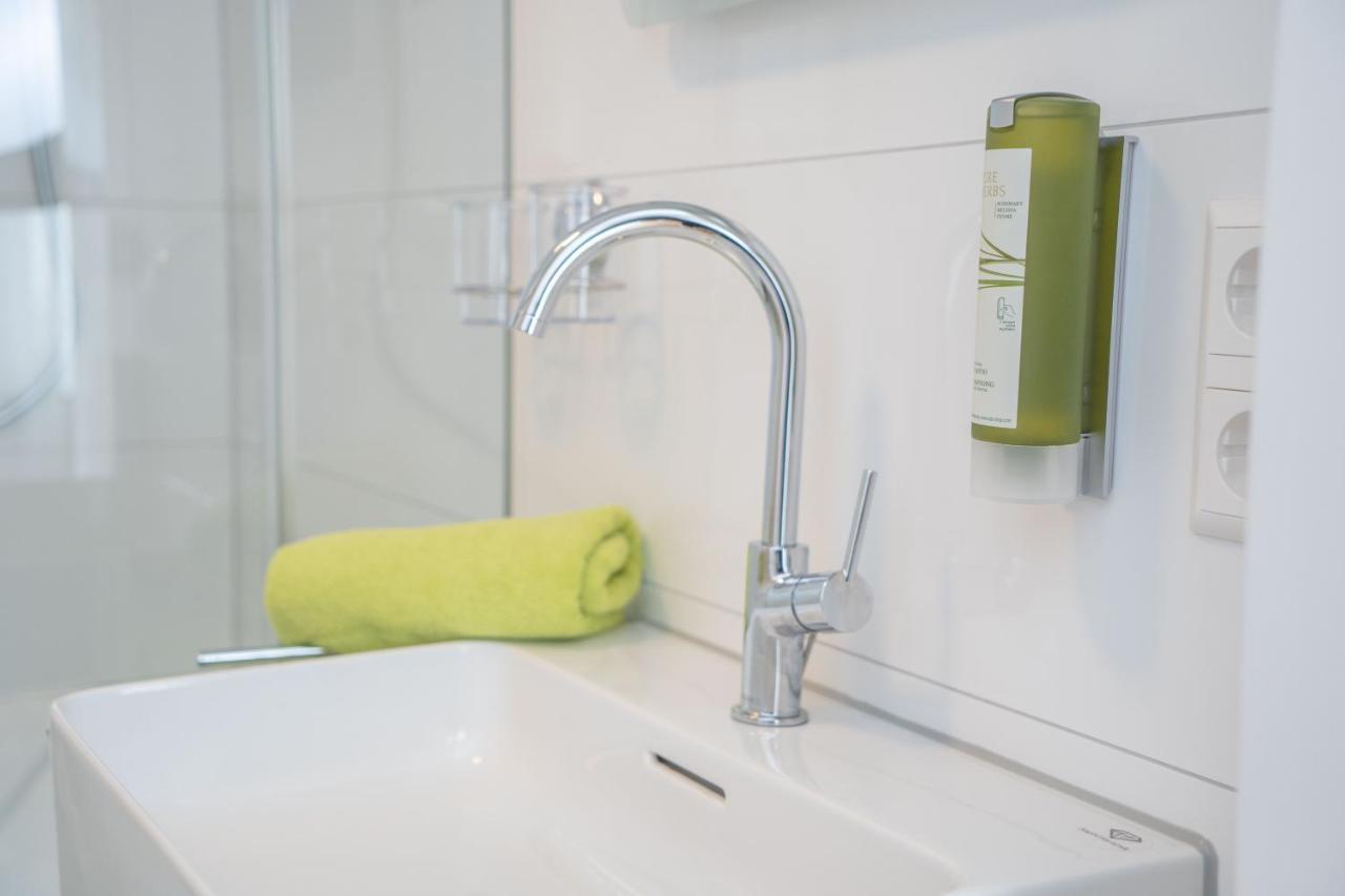 Apartment Fn L 6 Klimatisiert Mit Balkon Friedrichshafen